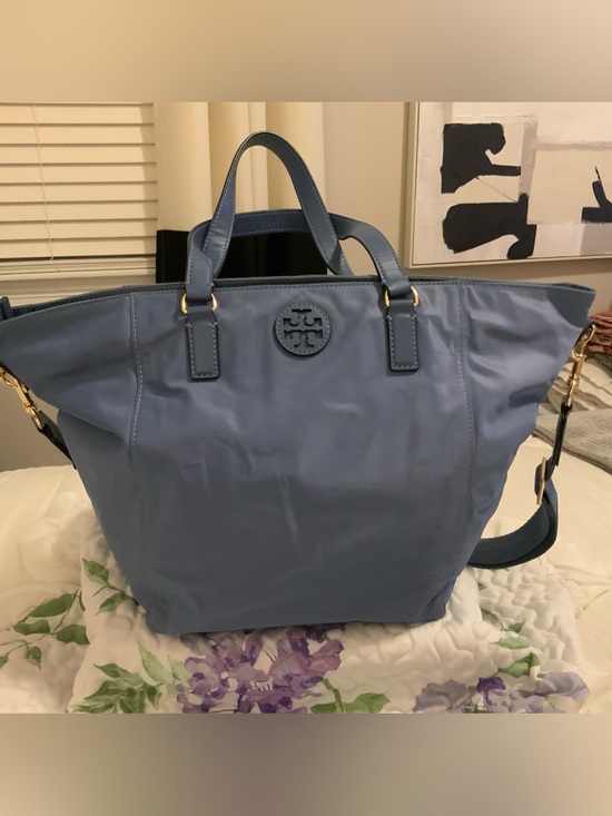 Tory Burch Handbags - Tory Burch Blue Nylon Tote with Logo Medallion